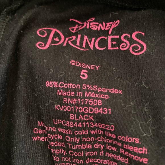 Disney Princess 2 piece set size 5. - Picture 4 of 5